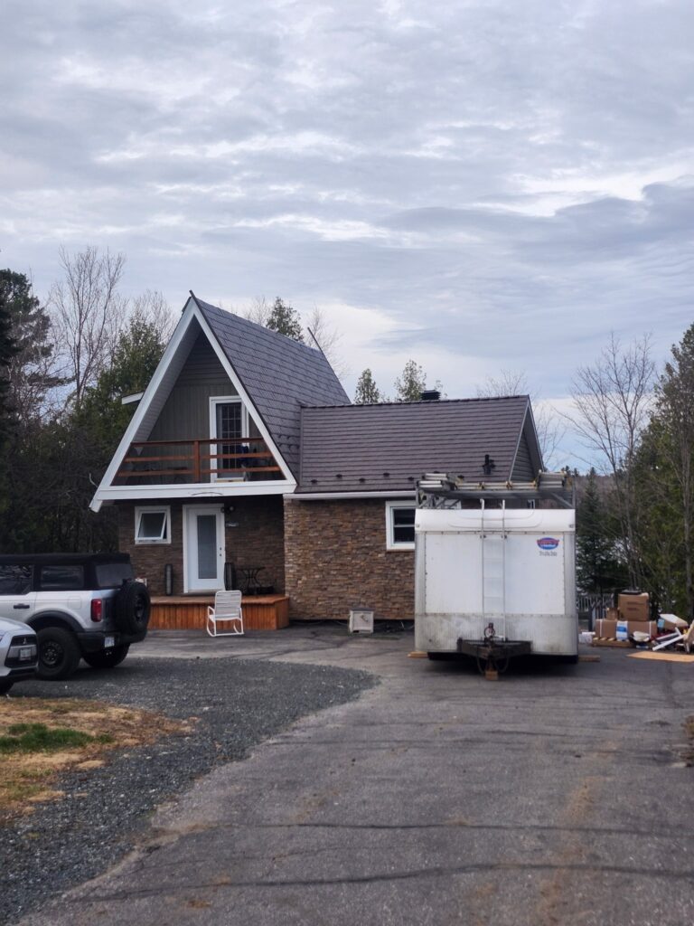 Front view of our metal roof install in Ontario 