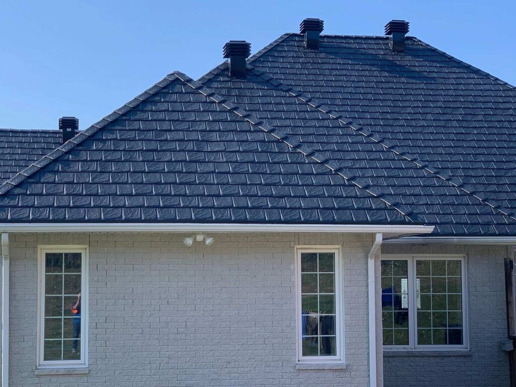 metal roof installed by Roof Pros Plus contractors in Ontario