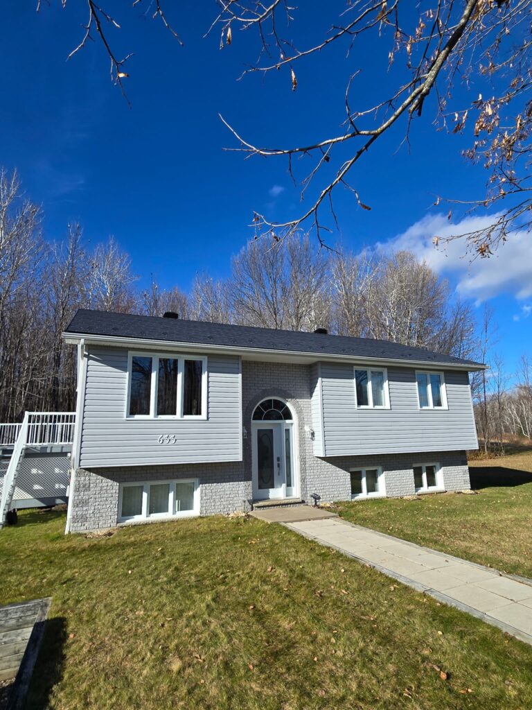 Ontario home - front view of metal roof installation