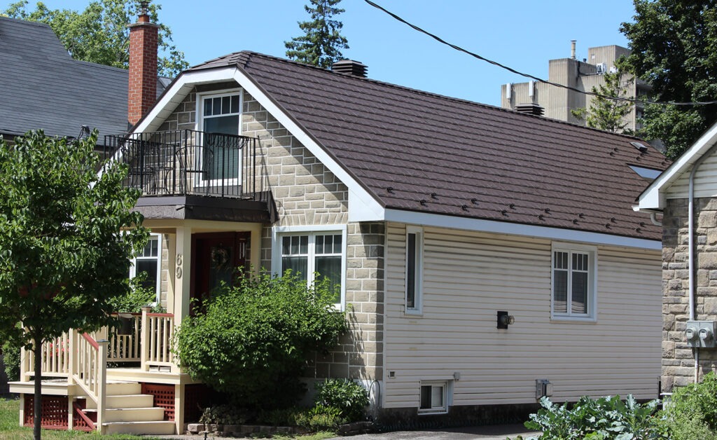 brown steel roof colour Kodiak in Northern Ontario